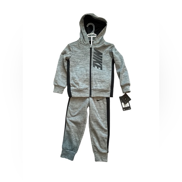 Nike Dri-FIT Zip Hoodie & Sweatpants Set in Smoke Gray - Picture 2 of 3